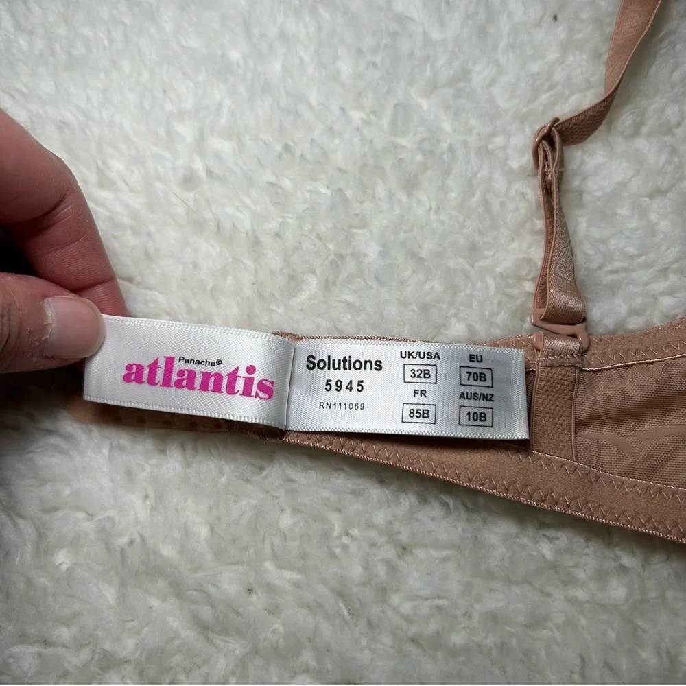Atläntis Padded Plunge Bra Nude 32B NWT - Picture 3 of 6